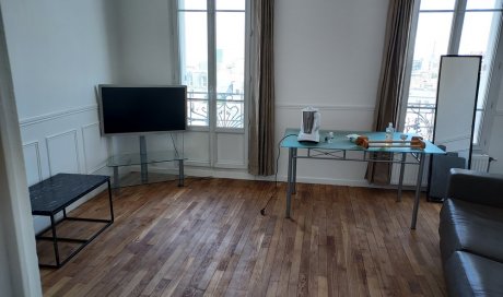 Entreprise de bâtiment tout corps d'état pour le ponçage complet du parquet à Puteaux